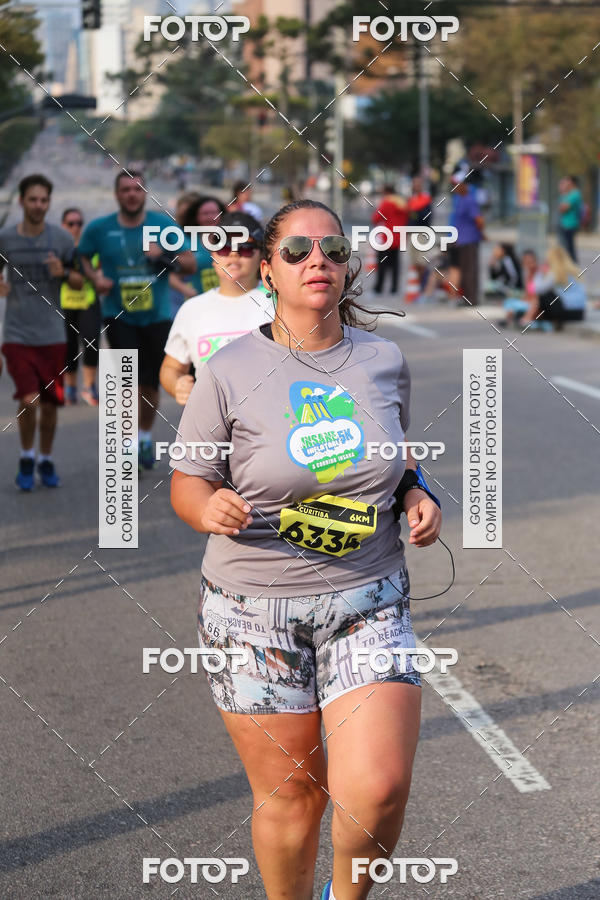 Buy your photos of the eventMeia Maratona Internacional de Curitiba 2018 on Fotop