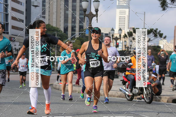 Buy your photos of the eventMeia Maratona Internacional de Curitiba 2018 on Fotop
