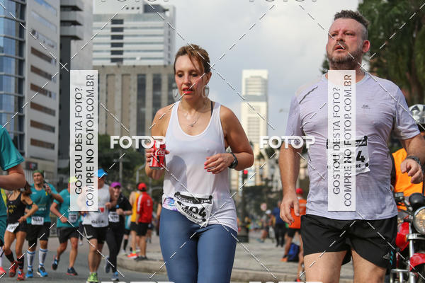 Buy your photos of the eventMeia Maratona Internacional de Curitiba 2018 on Fotop