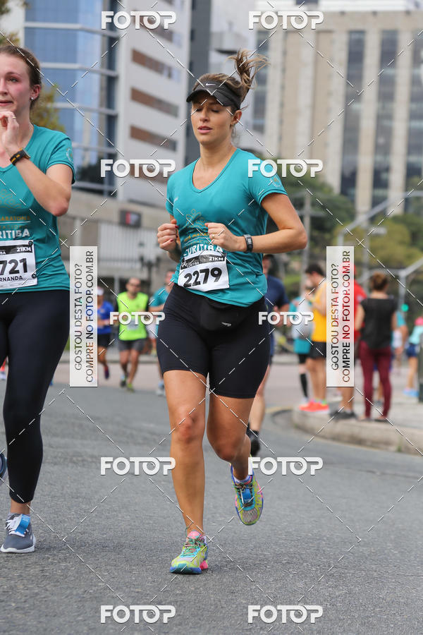 Buy your photos of the eventMeia Maratona Internacional de Curitiba 2018 on Fotop