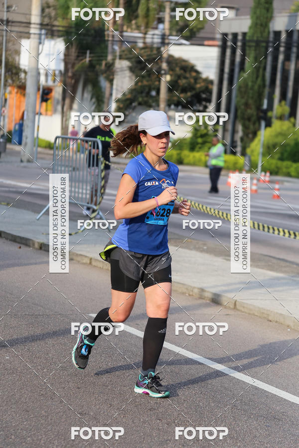 Buy your photos of the eventMeia Maratona Internacional de Curitiba 2018 on Fotop