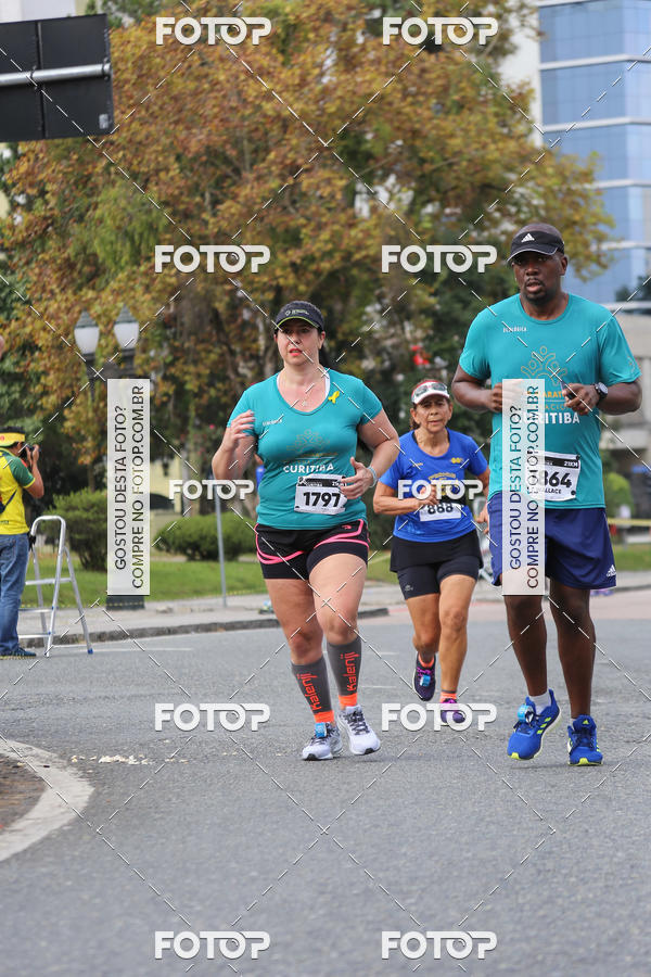 Buy your photos of the eventMeia Maratona Internacional de Curitiba 2018 on Fotop