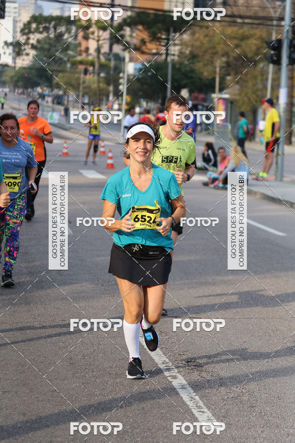 Buy your photos of the eventMeia Maratona Internacional de Curitiba 2018 on Fotop