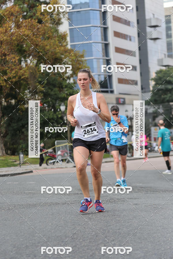 Buy your photos of the eventMeia Maratona Internacional de Curitiba 2018 on Fotop