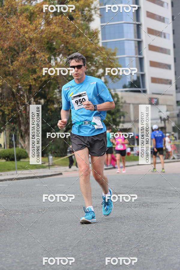 Buy your photos of the eventMeia Maratona Internacional de Curitiba 2018 on Fotop