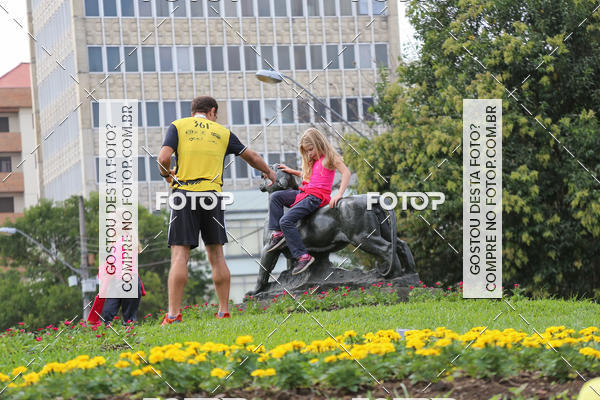 Buy your photos of the eventMeia Maratona Internacional de Curitiba 2018 on Fotop