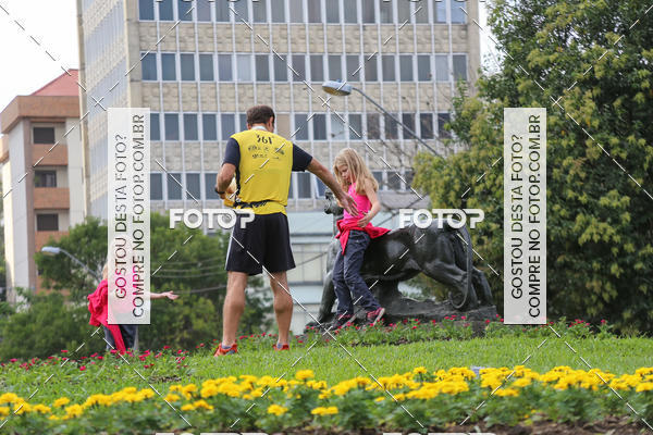 Buy your photos of the eventMeia Maratona Internacional de Curitiba 2018 on Fotop