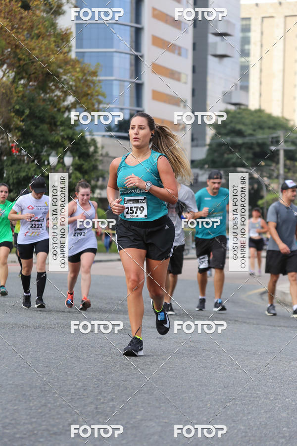 Buy your photos of the eventMeia Maratona Internacional de Curitiba 2018 on Fotop