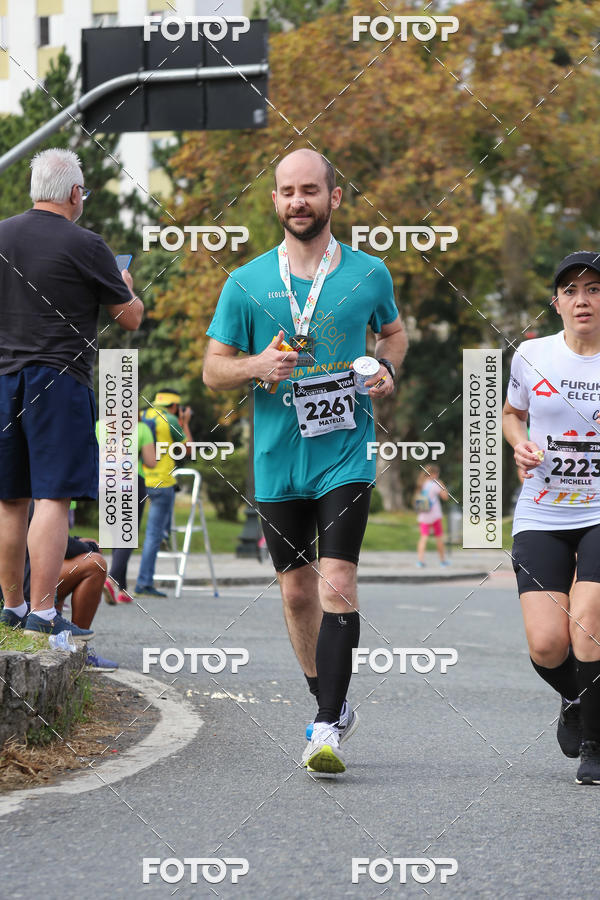 Buy your photos of the eventMeia Maratona Internacional de Curitiba 2018 on Fotop