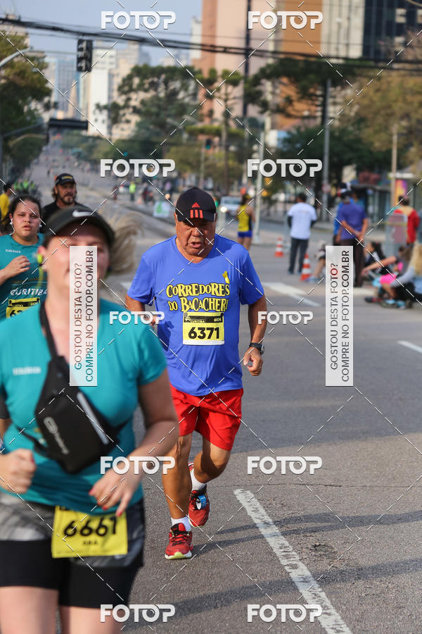 Buy your photos of the eventMeia Maratona Internacional de Curitiba 2018 on Fotop