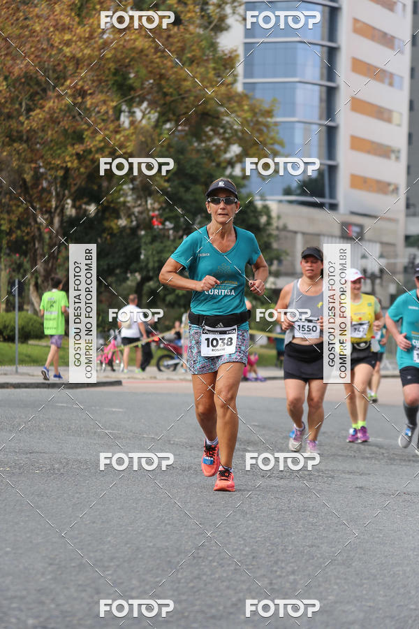 Buy your photos of the eventMeia Maratona Internacional de Curitiba 2018 on Fotop