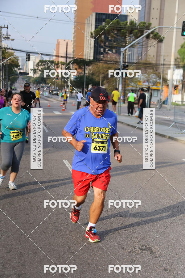 Buy your photos of the eventMeia Maratona Internacional de Curitiba 2018 on Fotop