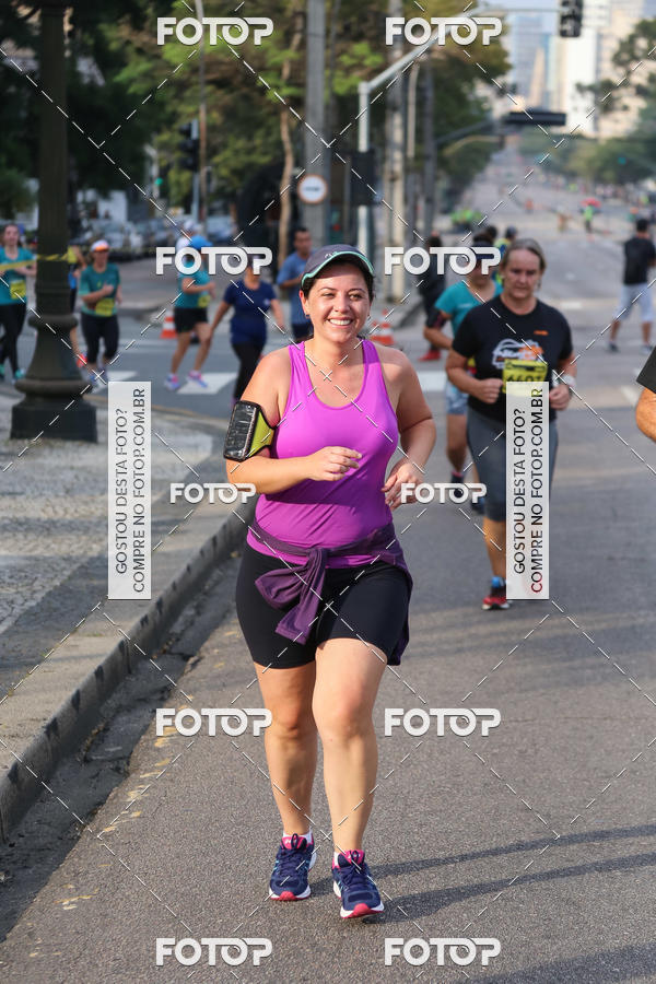 Buy your photos of the eventMeia Maratona Internacional de Curitiba 2018 on Fotop