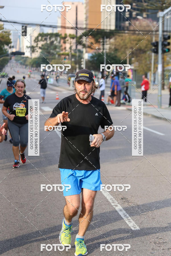 Buy your photos of the eventMeia Maratona Internacional de Curitiba 2018 on Fotop