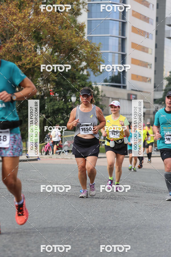 Buy your photos of the eventMeia Maratona Internacional de Curitiba 2018 on Fotop