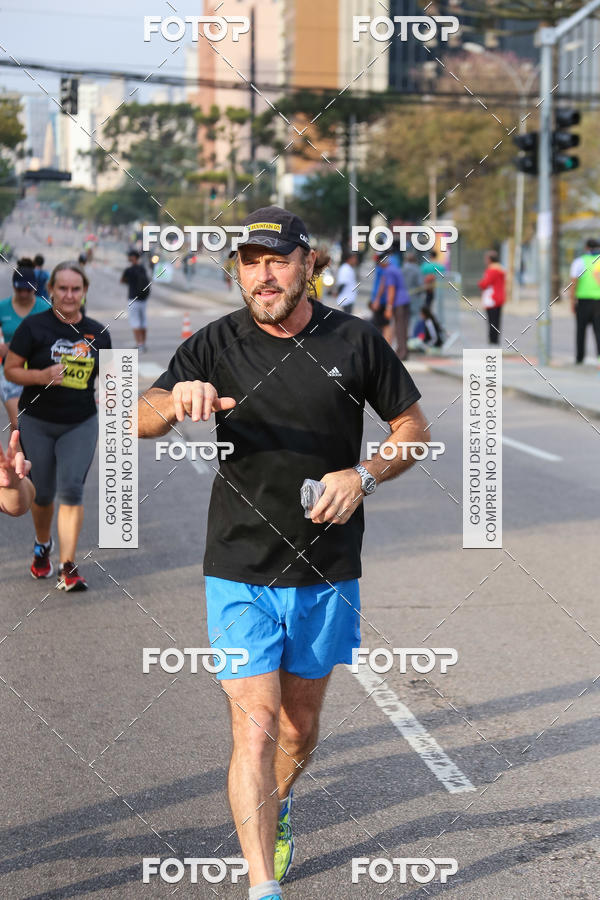 Buy your photos of the eventMeia Maratona Internacional de Curitiba 2018 on Fotop