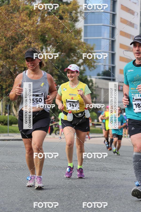 Buy your photos of the eventMeia Maratona Internacional de Curitiba 2018 on Fotop