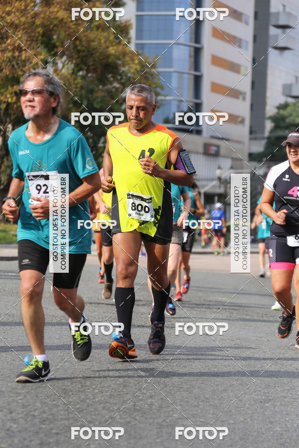 Buy your photos of the eventMeia Maratona Internacional de Curitiba 2018 on Fotop