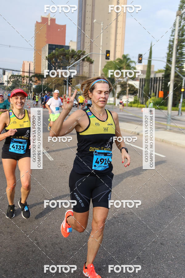 Buy your photos of the eventMeia Maratona Internacional de Curitiba 2018 on Fotop