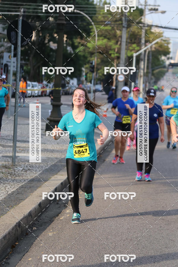 Buy your photos of the eventMeia Maratona Internacional de Curitiba 2018 on Fotop