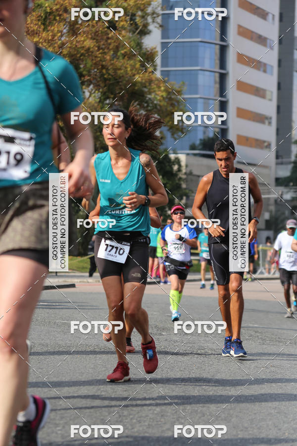 Buy your photos of the eventMeia Maratona Internacional de Curitiba 2018 on Fotop