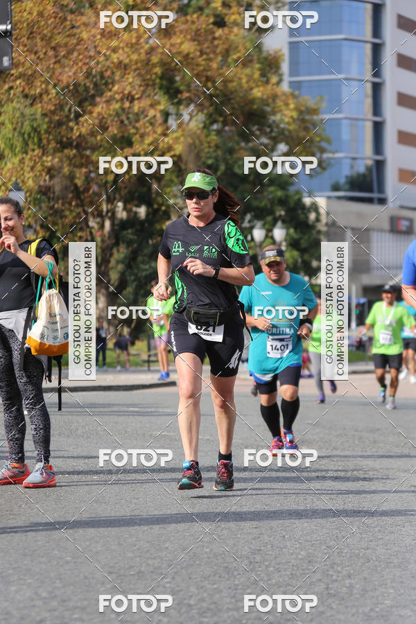 Buy your photos of the eventMeia Maratona Internacional de Curitiba 2018 on Fotop