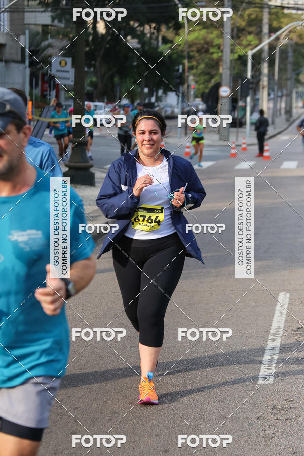 Buy your photos of the eventMeia Maratona Internacional de Curitiba 2018 on Fotop