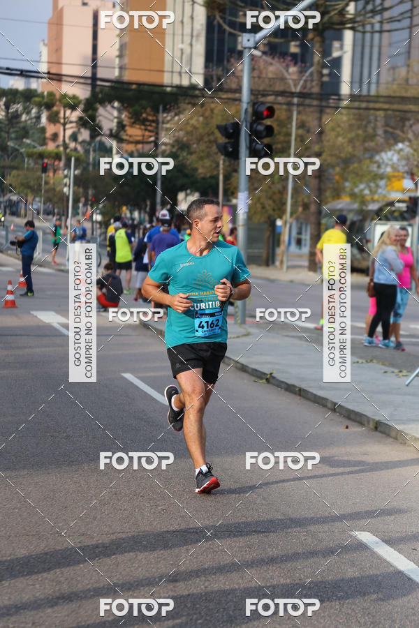 Buy your photos of the eventMeia Maratona Internacional de Curitiba 2018 on Fotop