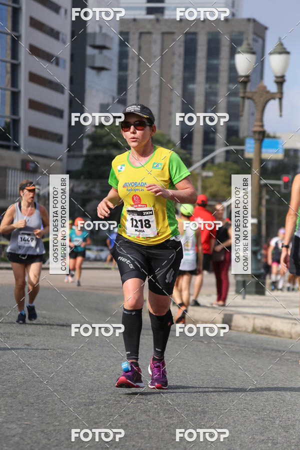 Buy your photos of the eventMeia Maratona Internacional de Curitiba 2018 on Fotop
