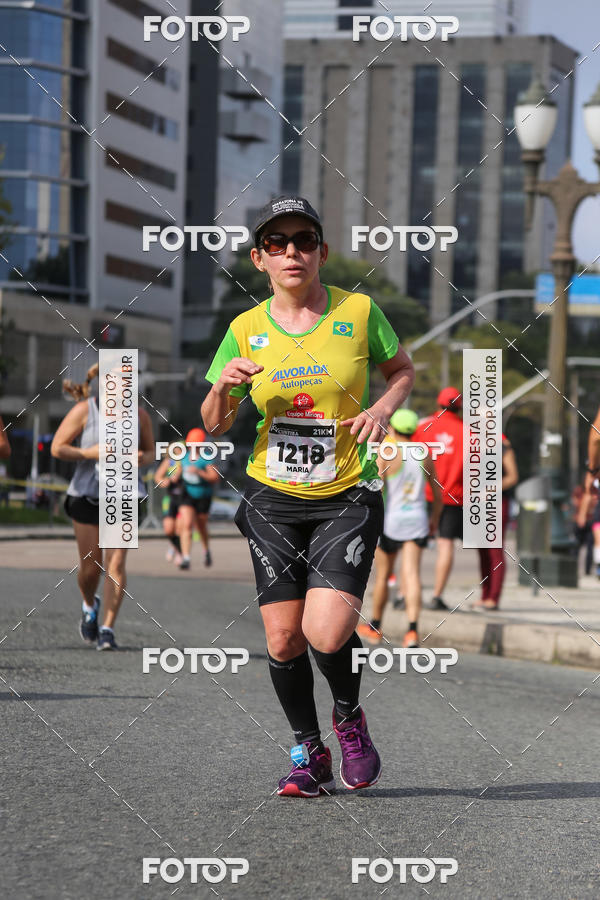Buy your photos of the eventMeia Maratona Internacional de Curitiba 2018 on Fotop
