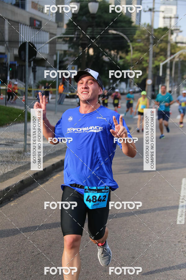 Buy your photos of the eventMeia Maratona Internacional de Curitiba 2018 on Fotop
