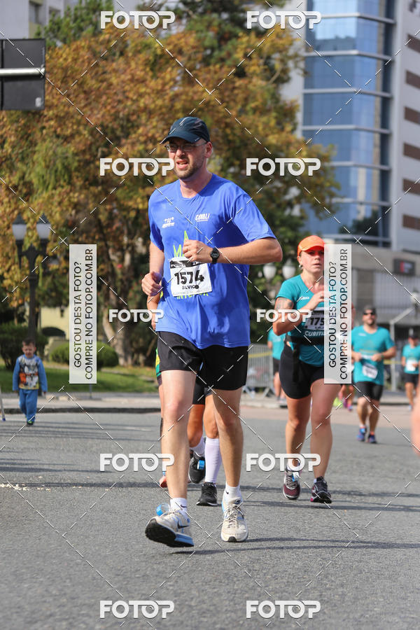 Buy your photos of the eventMeia Maratona Internacional de Curitiba 2018 on Fotop
