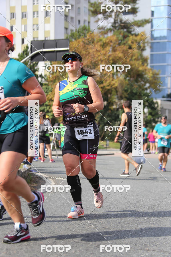 Buy your photos of the eventMeia Maratona Internacional de Curitiba 2018 on Fotop