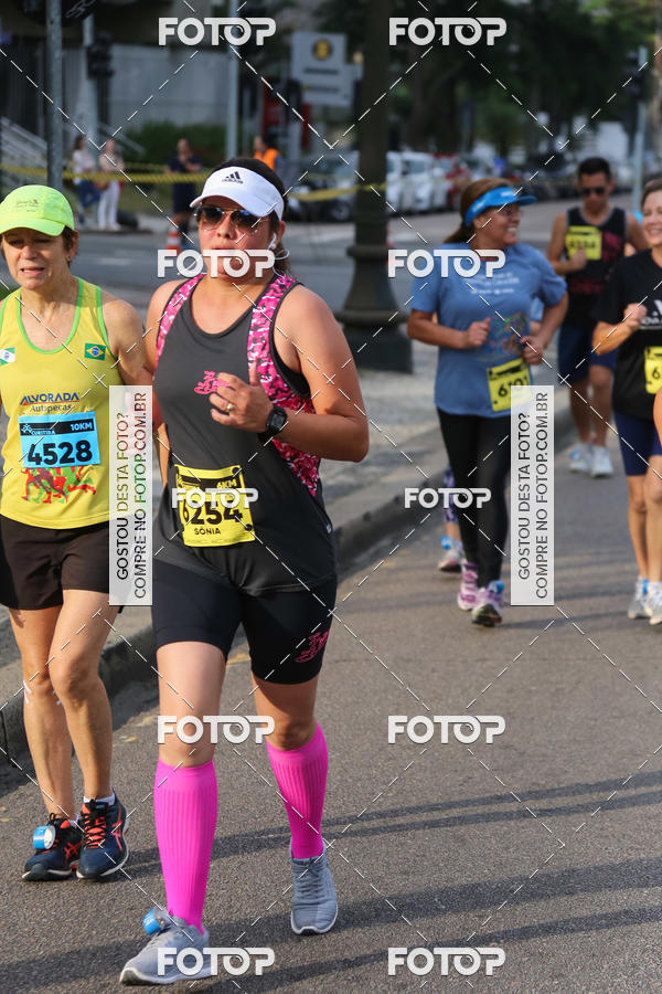 Buy your photos of the eventMeia Maratona Internacional de Curitiba 2018 on Fotop