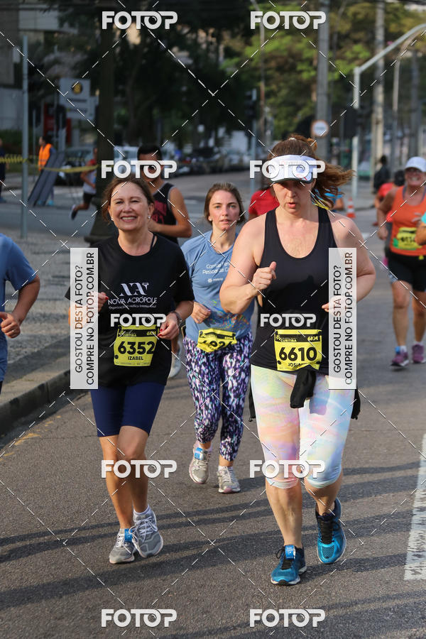 Buy your photos of the eventMeia Maratona Internacional de Curitiba 2018 on Fotop