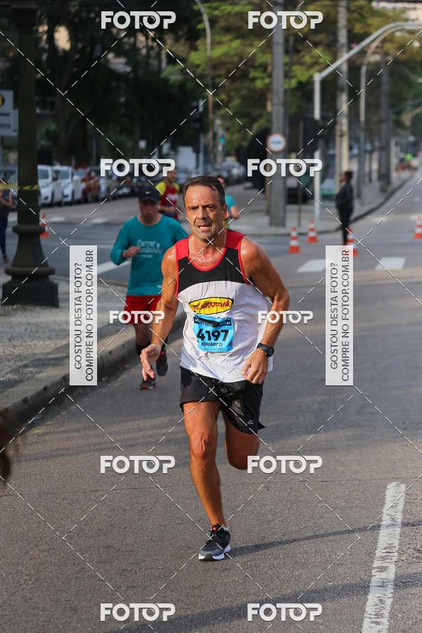 Buy your photos of the eventMeia Maratona Internacional de Curitiba 2018 on Fotop