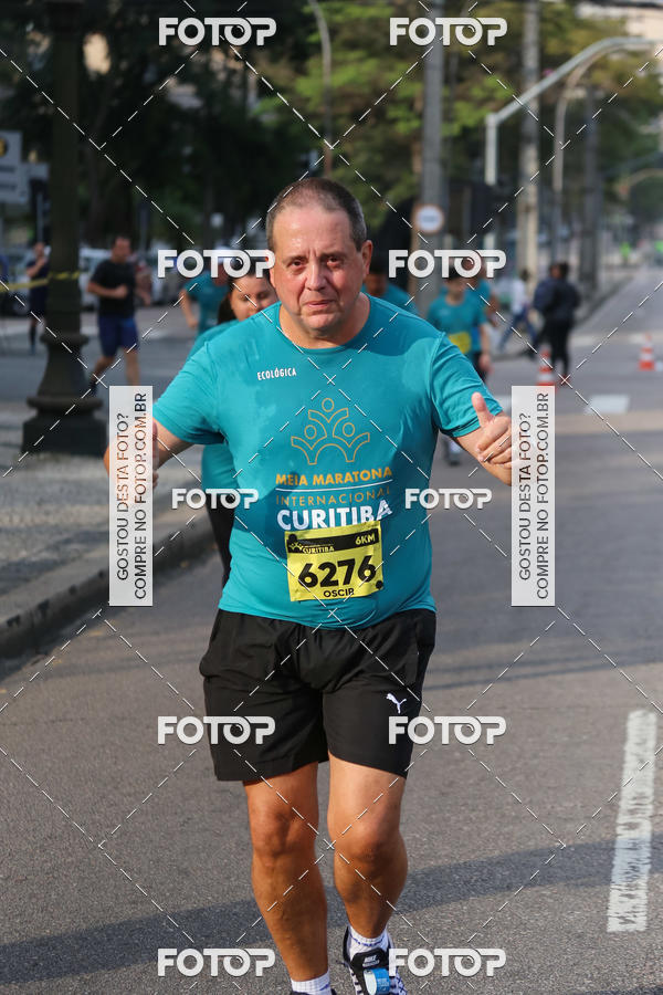 Buy your photos of the eventMeia Maratona Internacional de Curitiba 2018 on Fotop