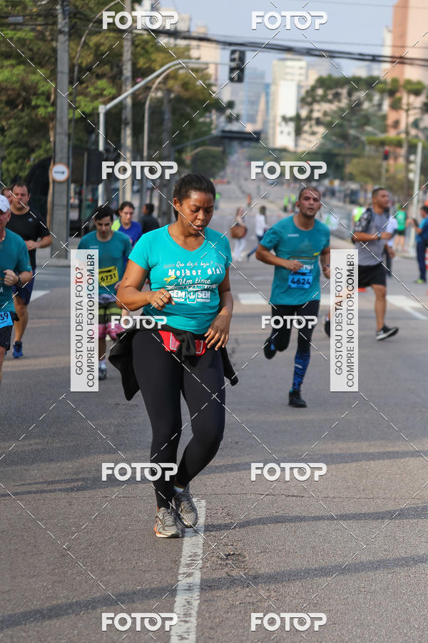 Buy your photos of the eventMeia Maratona Internacional de Curitiba 2018 on Fotop