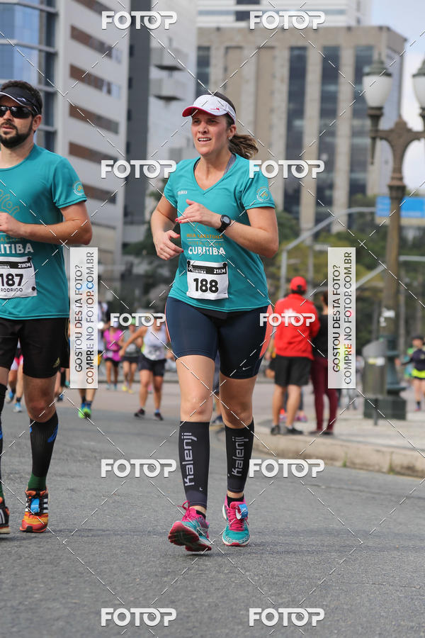 Buy your photos of the eventMeia Maratona Internacional de Curitiba 2018 on Fotop