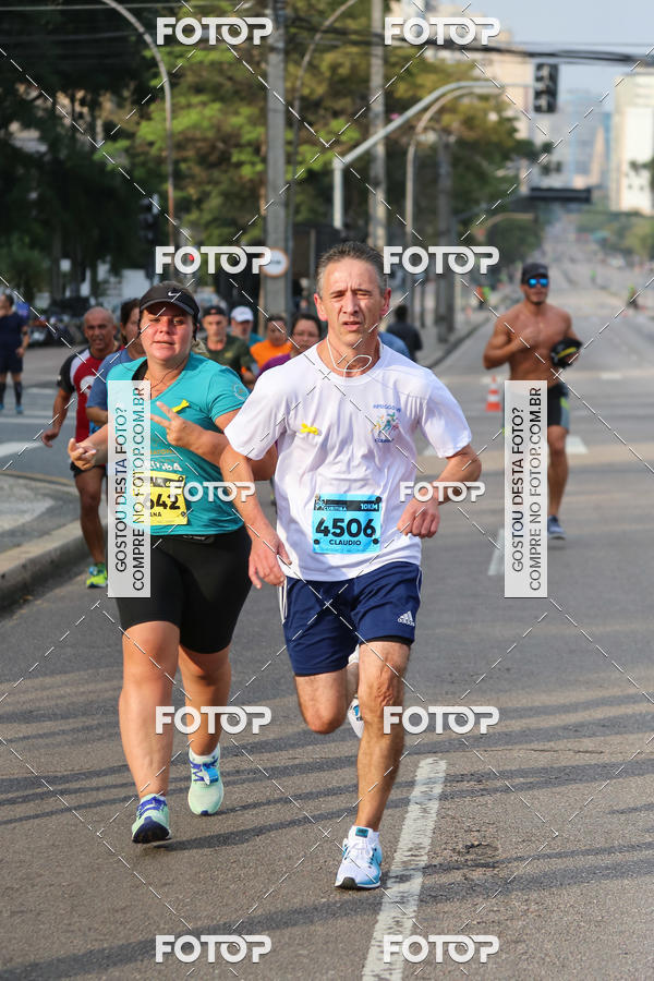 Buy your photos of the eventMeia Maratona Internacional de Curitiba 2018 on Fotop
