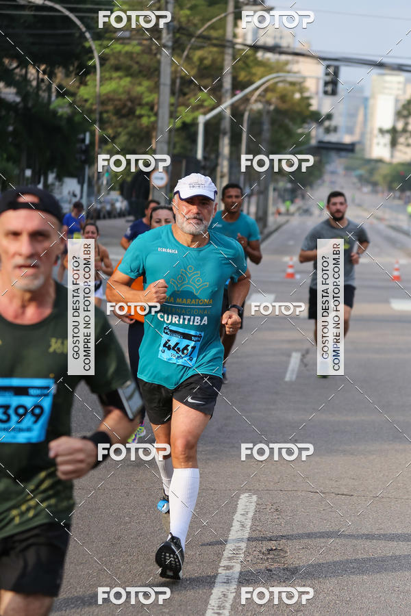 Buy your photos of the eventMeia Maratona Internacional de Curitiba 2018 on Fotop