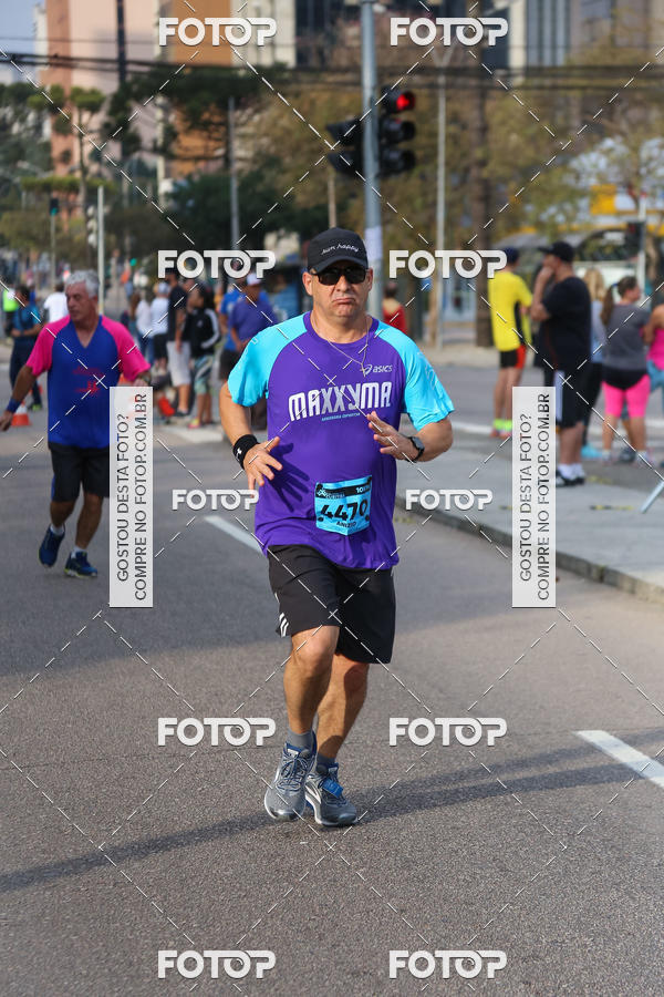 Buy your photos of the eventMeia Maratona Internacional de Curitiba 2018 on Fotop
