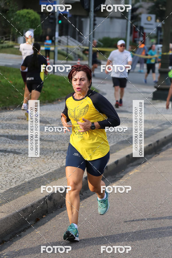 Buy your photos of the eventMeia Maratona Internacional de Curitiba 2018 on Fotop