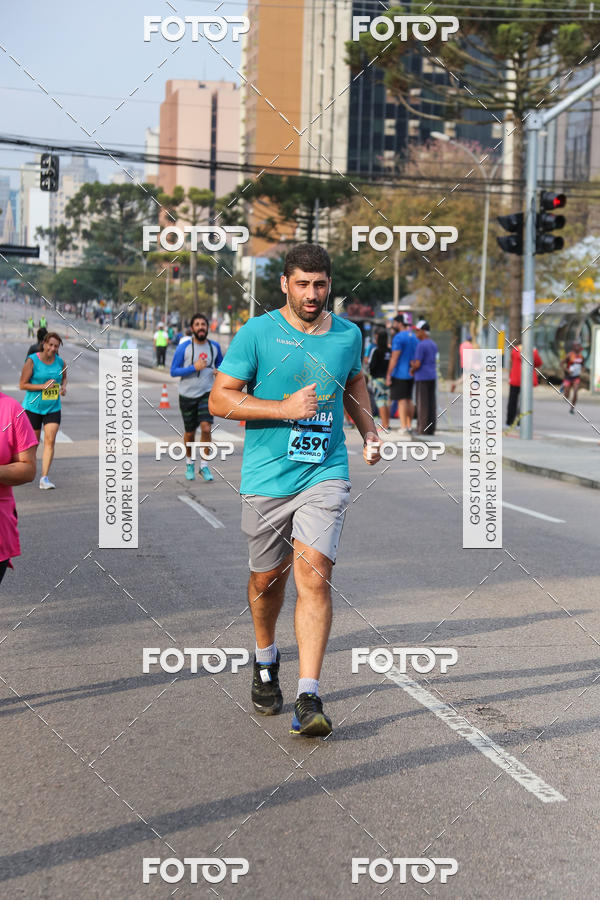 Buy your photos of the eventMeia Maratona Internacional de Curitiba 2018 on Fotop