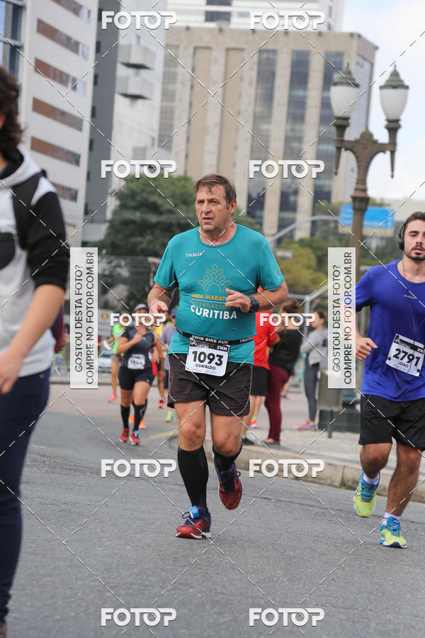 Buy your photos of the eventMeia Maratona Internacional de Curitiba 2018 on Fotop