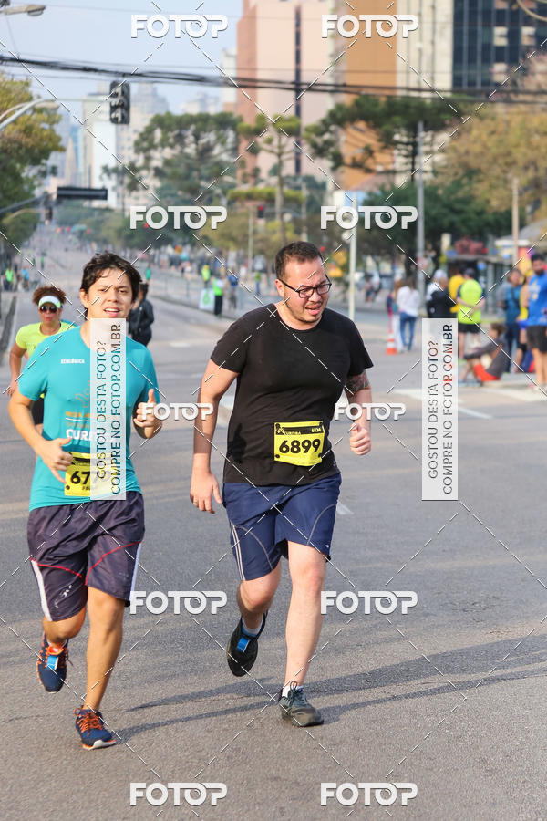 Buy your photos of the eventMeia Maratona Internacional de Curitiba 2018 on Fotop