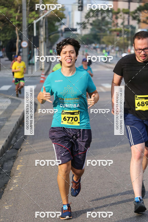 Buy your photos of the eventMeia Maratona Internacional de Curitiba 2018 on Fotop