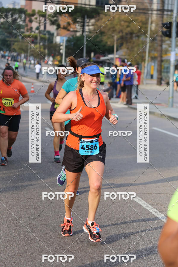 Buy your photos of the eventMeia Maratona Internacional de Curitiba 2018 on Fotop