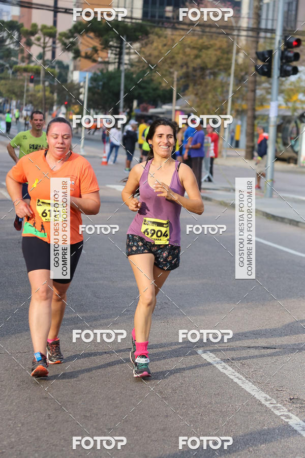 Buy your photos of the eventMeia Maratona Internacional de Curitiba 2018 on Fotop