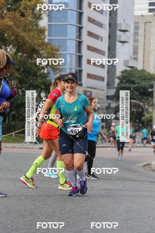 Buy your photos of the eventMeia Maratona Internacional de Curitiba 2018 on Fotop